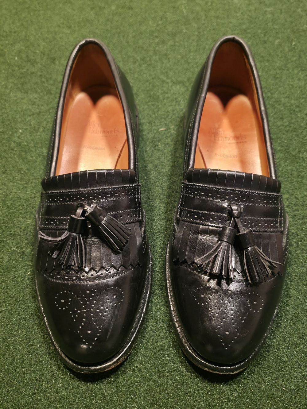 Allen Edmonds Black Leather Tassel Kiltie Loafers